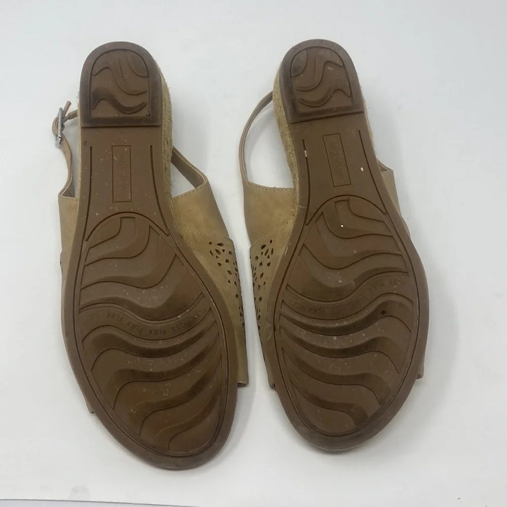 Easy Street Tan Faux Suede Cut Out Espadrille Sandal Size 9.5